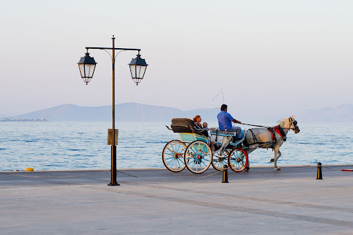درشکه ها تاکسی های جزایر یونان
