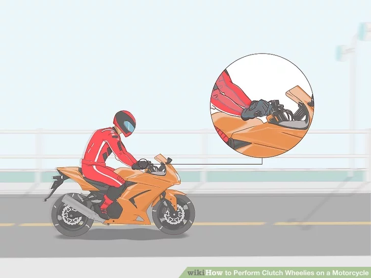 آموزش تک چرخ زدن با موتورسیکلت